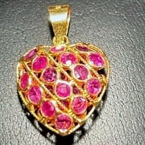 Ruby and 18k Yellow Gold Heart 54g